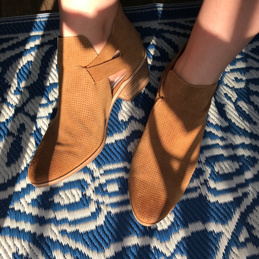 Dolce Vita booties